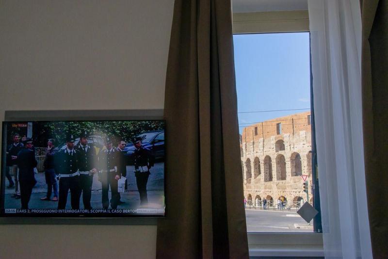 Ht N°9 Colosseo Rome Luaran gambar