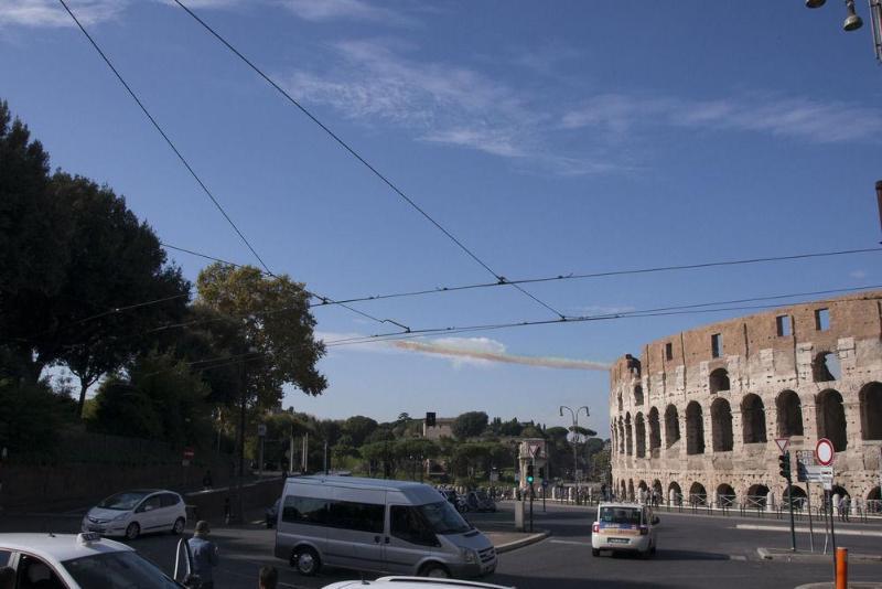 Ht N°9 Colosseo Rome Luaran gambar
